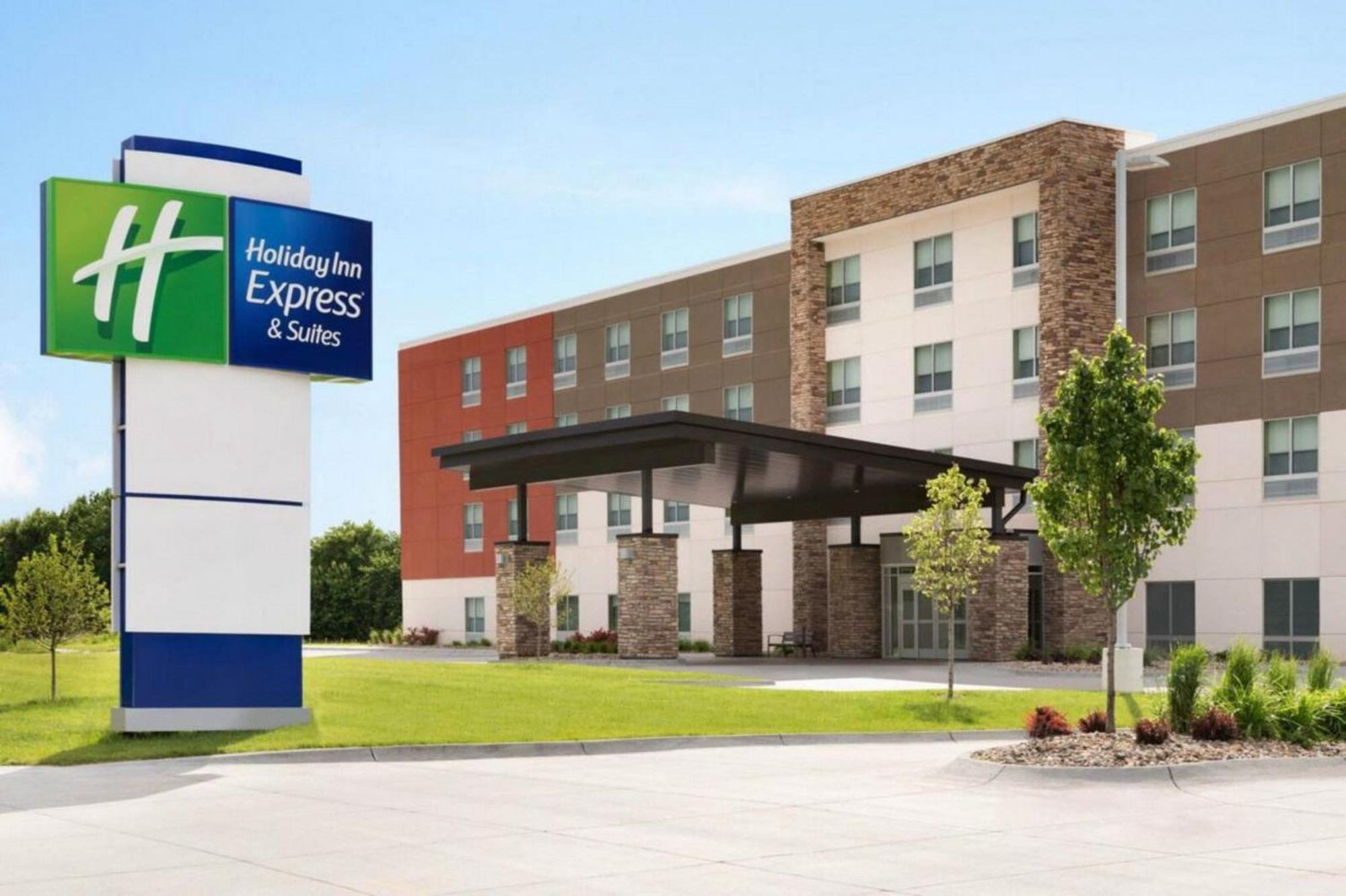 Holiday Inn Express & Suites Chicago - Matteson By Ihg Exterior foto